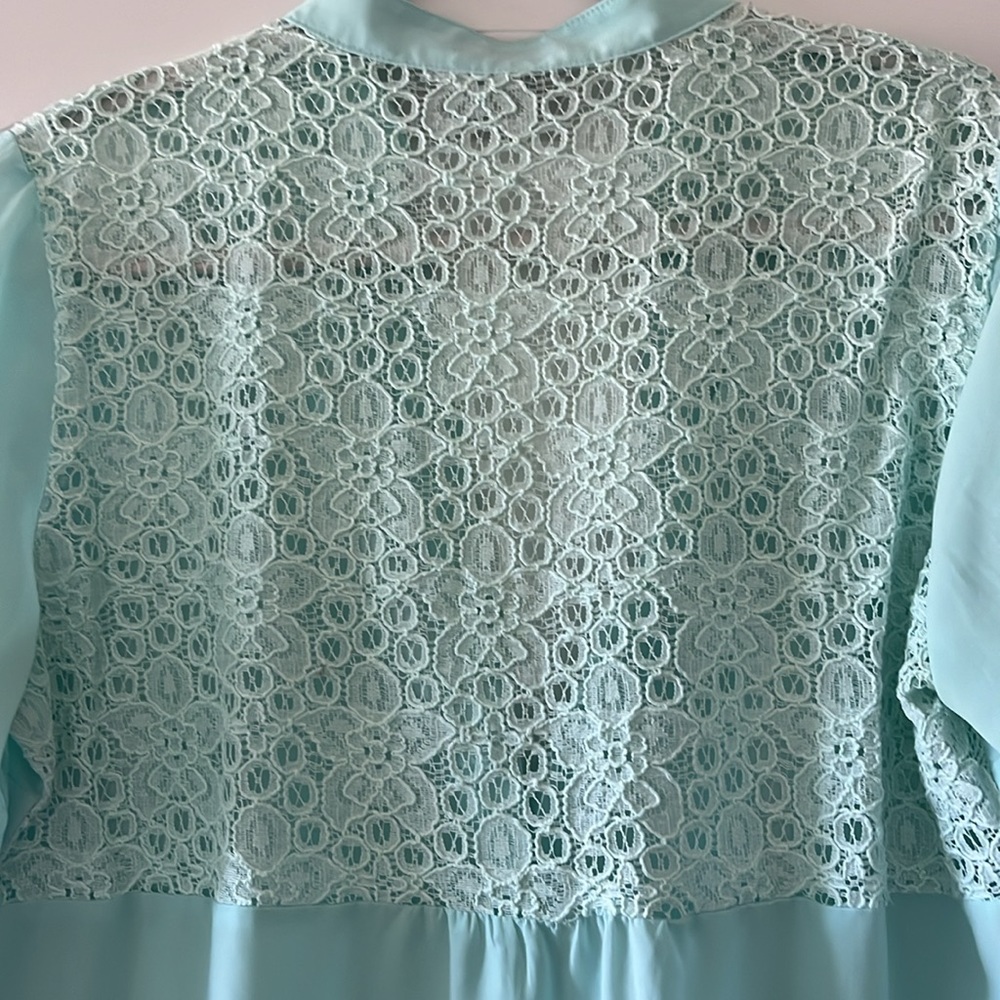 Turquoise, sheer long sleeve, top with lace back - Picture 4 of 4